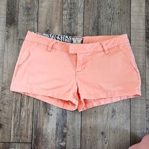 Volcom short  peach size 5